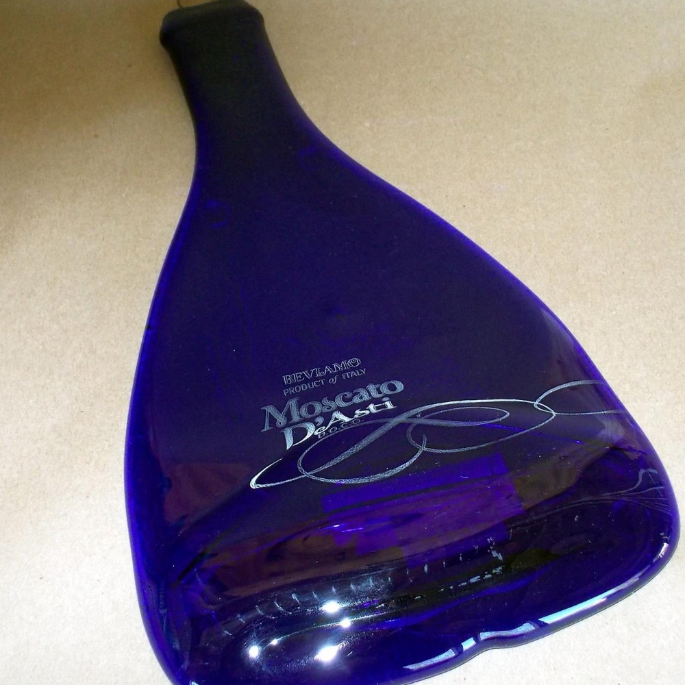 COBALT BLUE MOSCATO D'ASTI